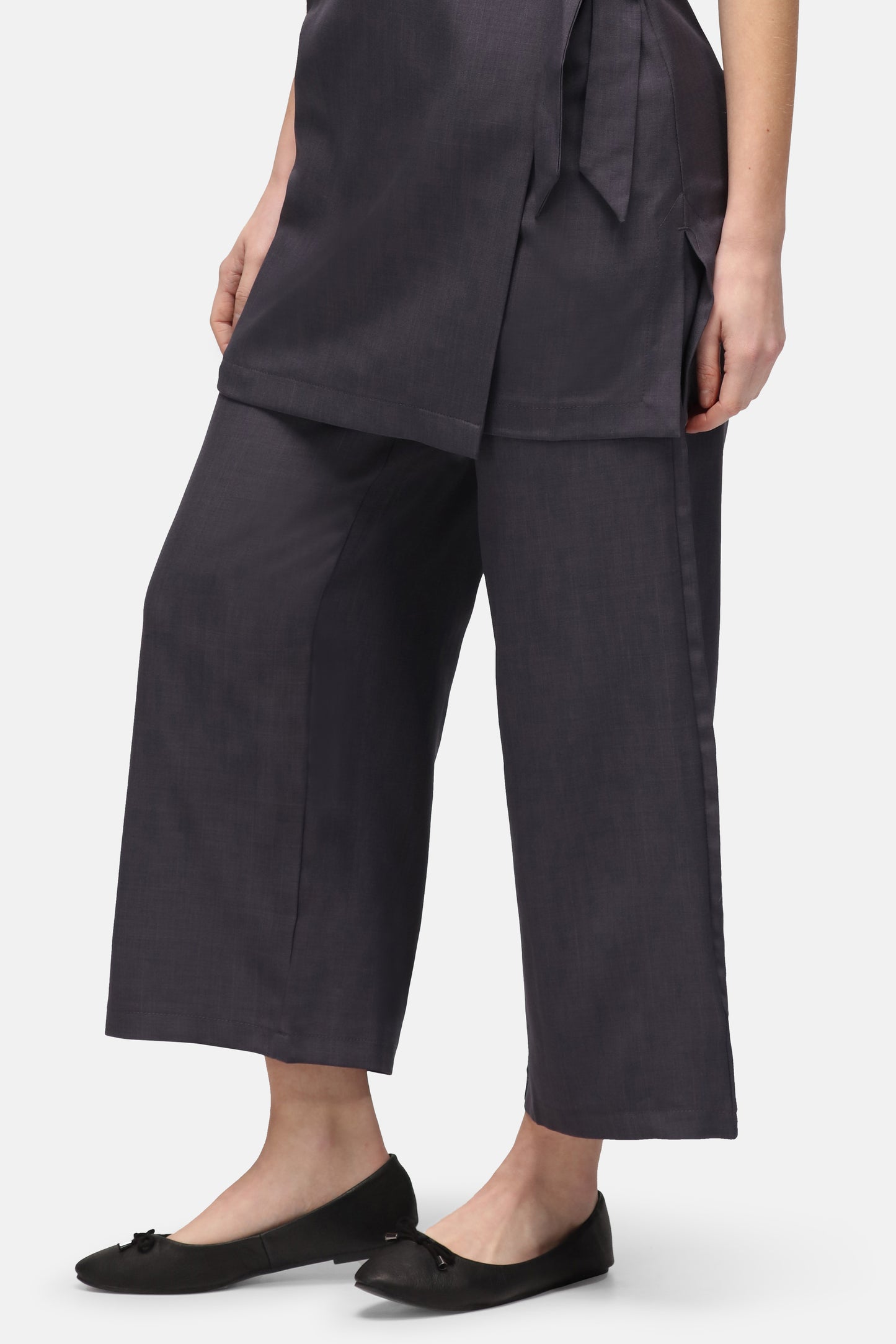 La Beeby Ivy Culotte Women Trousers